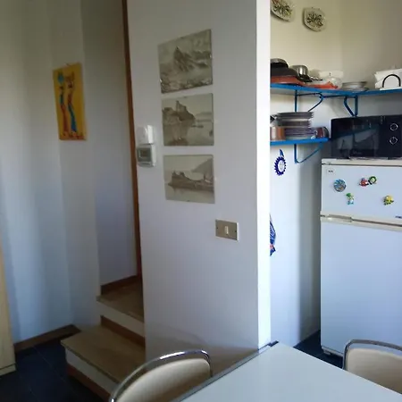 Apartment Monolocale Baia Dei Delfini *